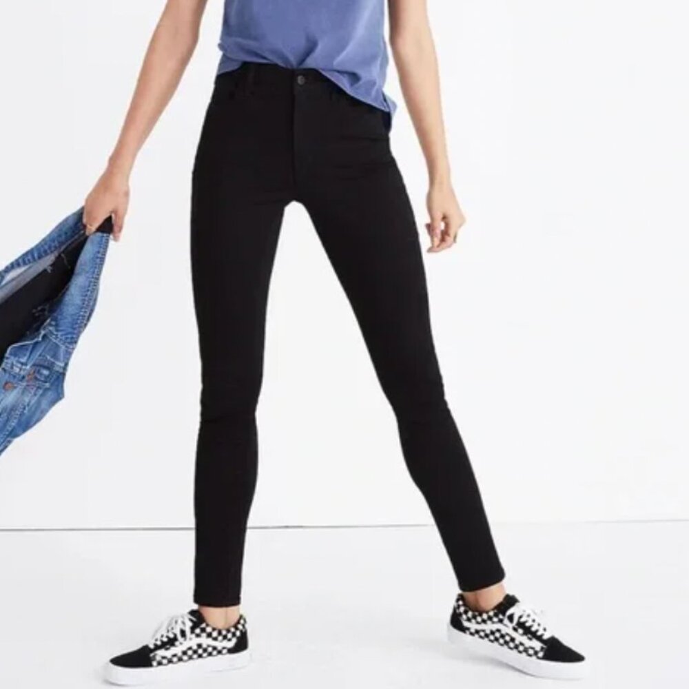 Madewell Roadtripper Jeans in Bennett Black / 25 / BENNETT WASH